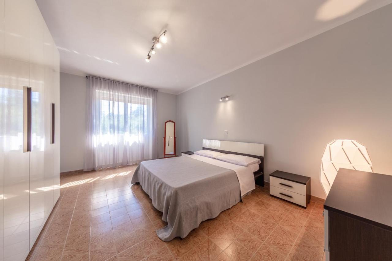Confidential Silent Apartment Cressa ภายนอก รูปภาพ